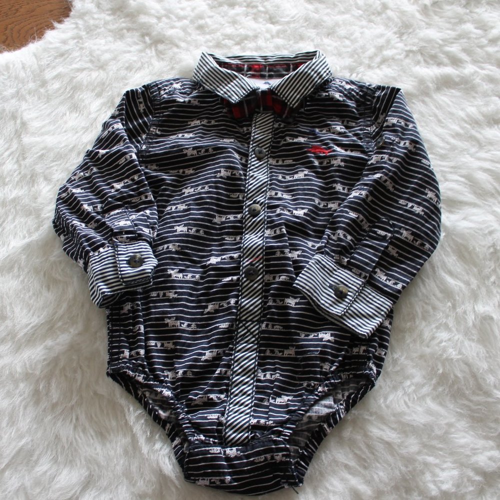 Baby 6-9 M Tommy Bahamas Bow Tie Bodysuit w/long sleeves & allover Moose Pattern